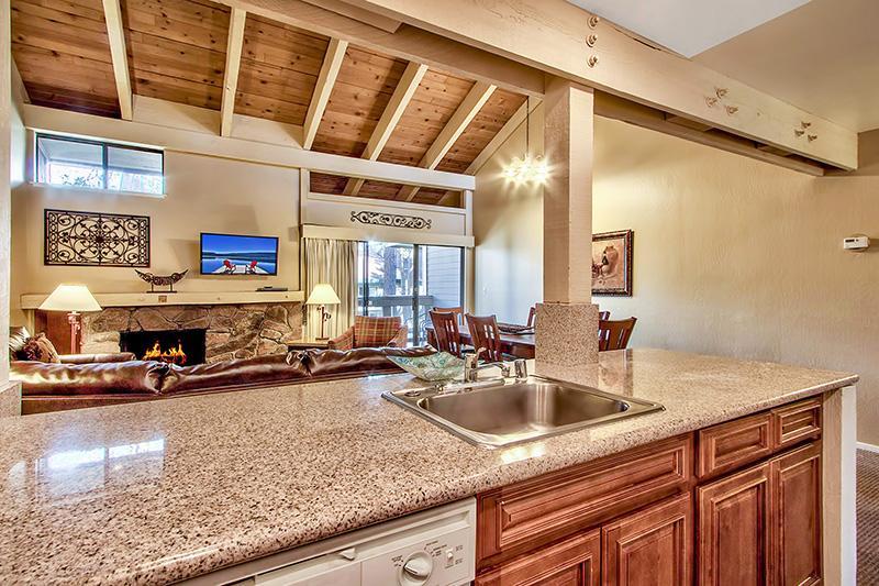South Lake Tahoe Resort - Steps To Beach & Close To Heavenly Exterior photo